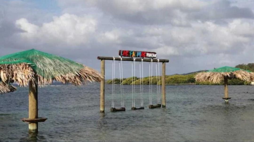 Las Palmas Joliet Corozal  ภายนอก รูปภาพ